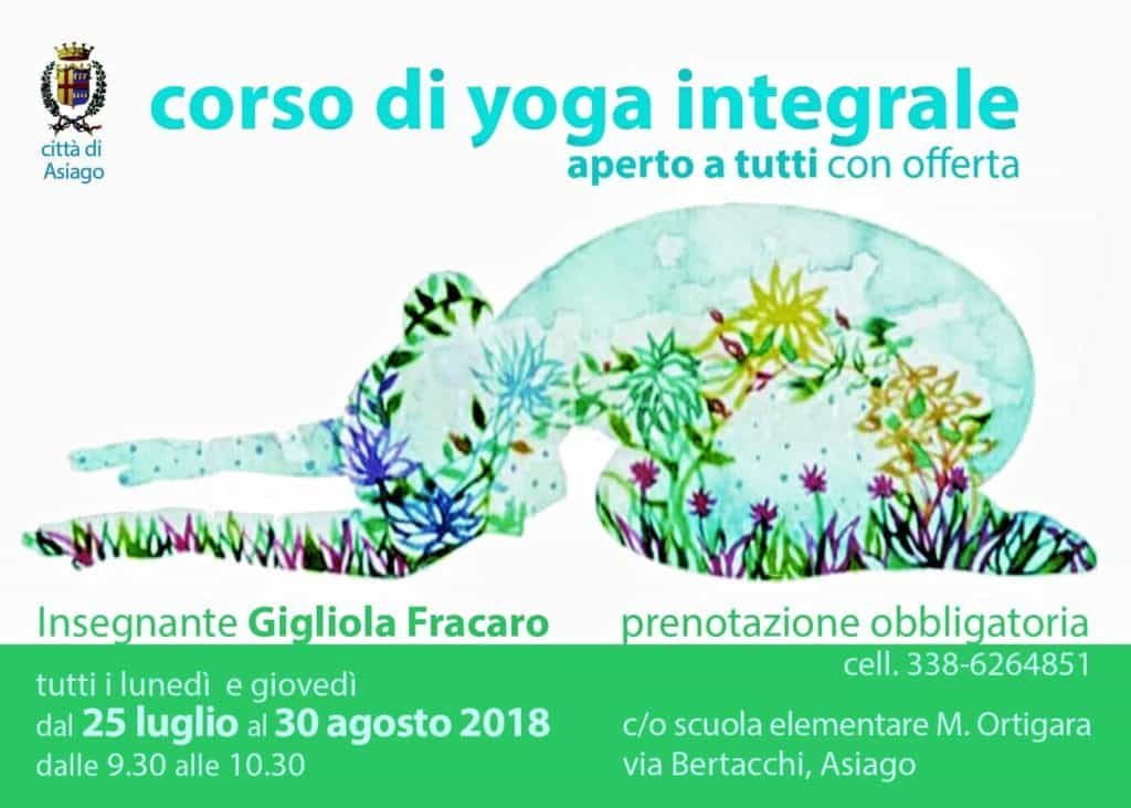 Corso di yoga integrale.