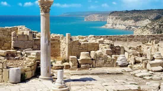 VIAGGIO NELLA TERRA DEGLI DEI