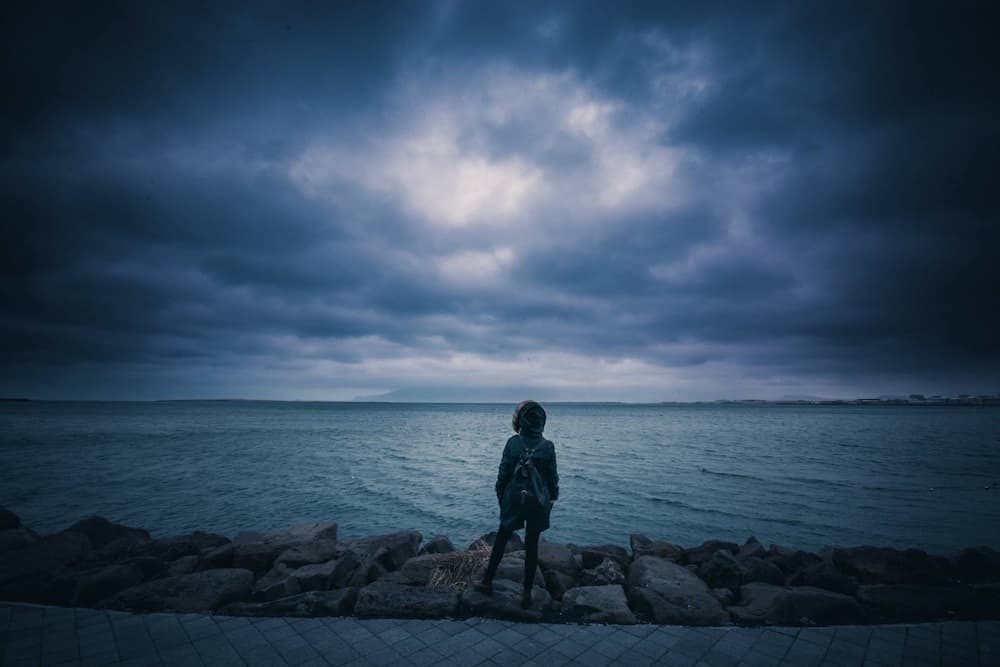 Cosa c’è dietro la dipendenza affettiva?