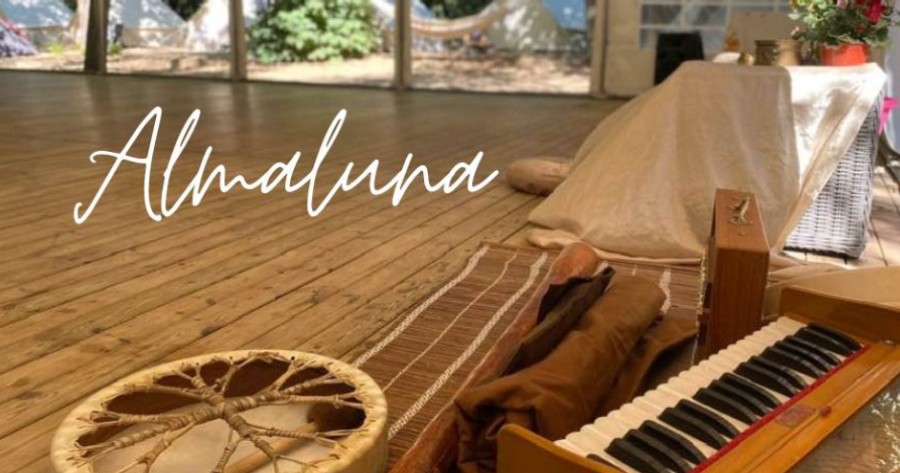 locandina Almaluna